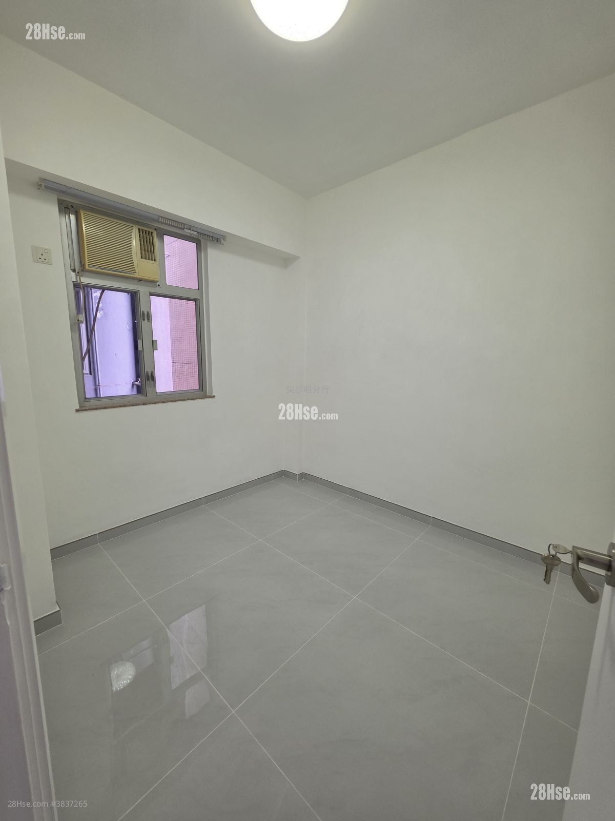 New Knutsford House Rental 2 Bedrooms , 1 Bathroom 447 ft²