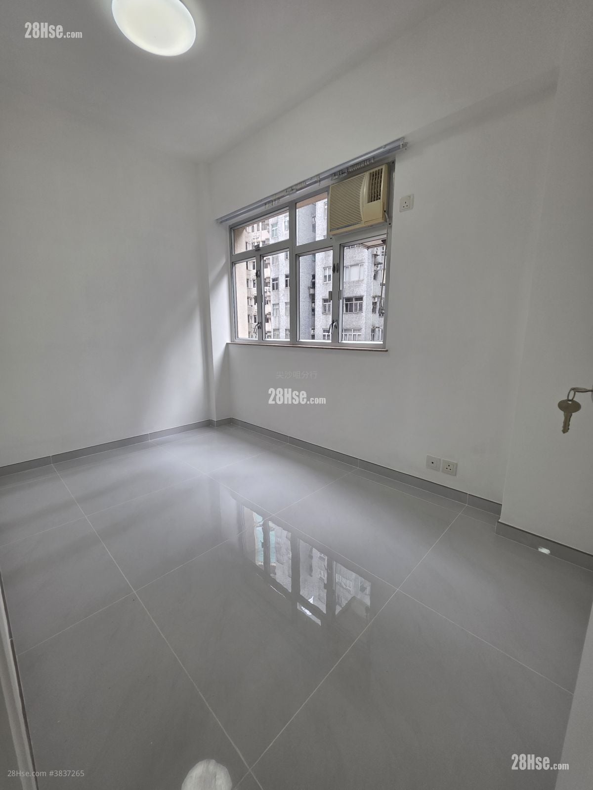 New Knutsford House Rental 2 Bedrooms , 1 Bathroom 447 ft²