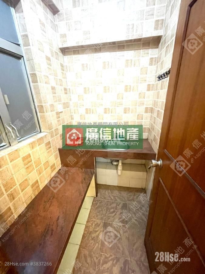 Bedford Mansion Rental 2 Bedrooms , 1 Bathroom 376 ft²