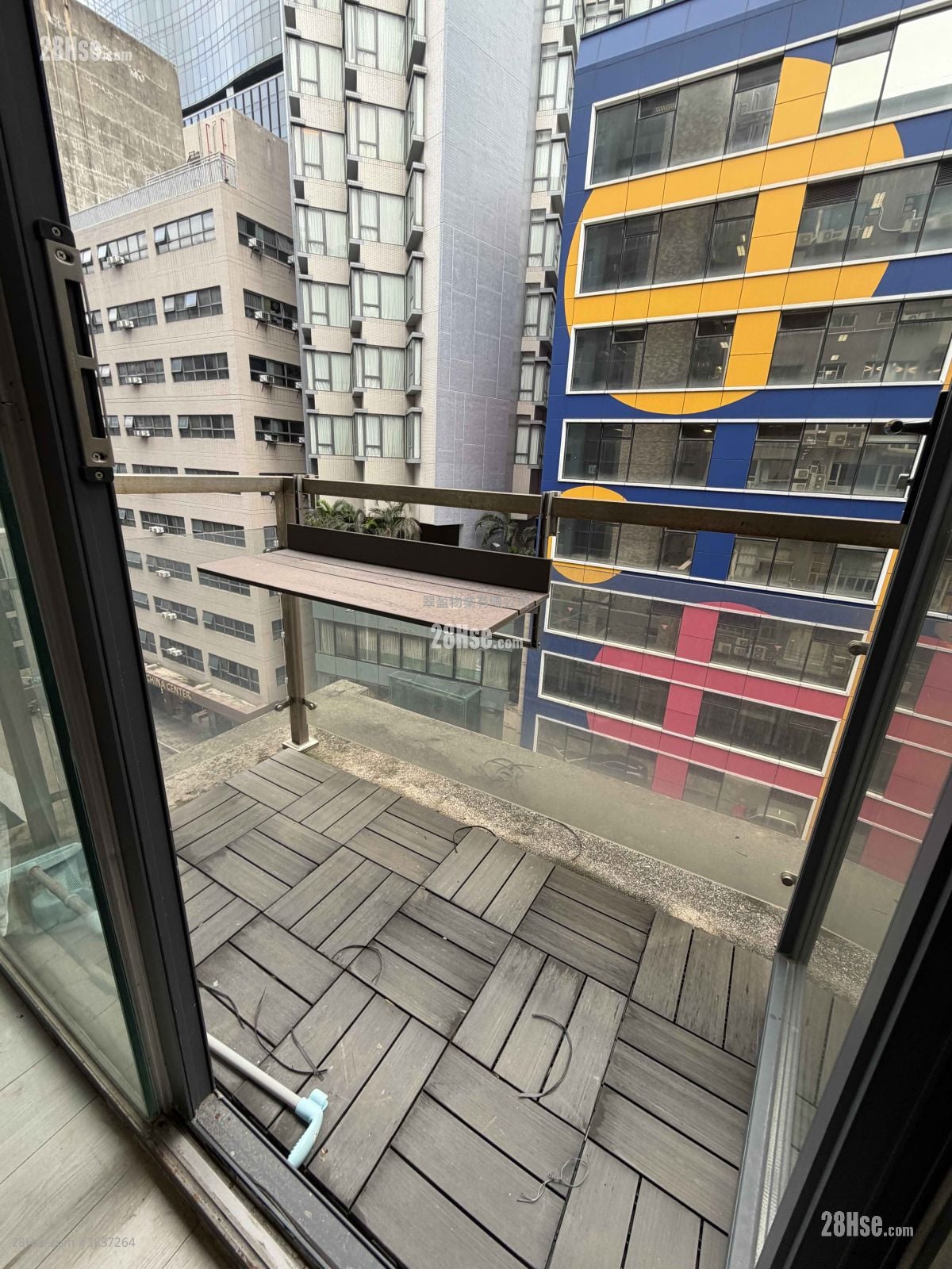 Kras Asia Industrial Building Rental 186 ft²