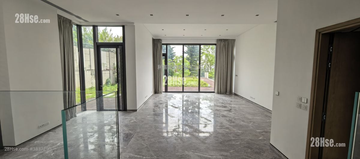 Serenity Peak Sell 4 Bedrooms 2,343 ft²