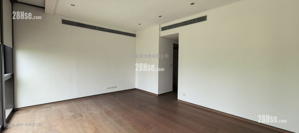 Serenity Peak Sell 4 Bedrooms 2,343 ft²