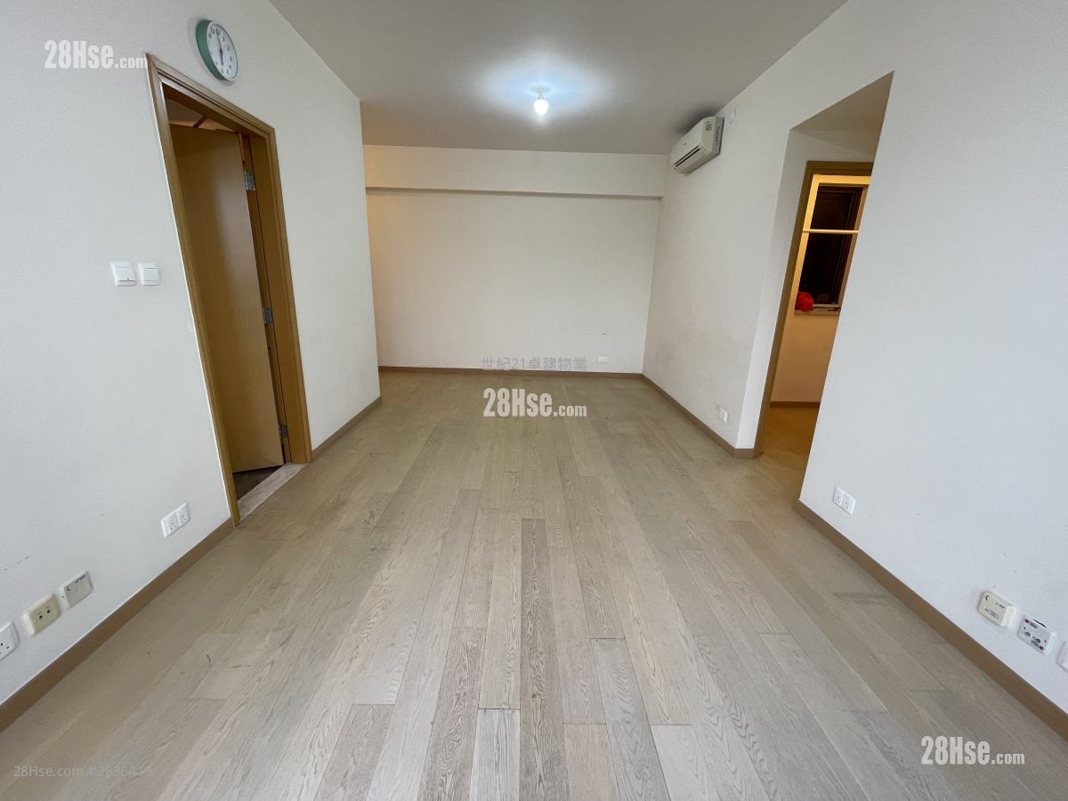 Grand Austin Rental 3 Bedrooms , 2 Bathrooms 870 ft²