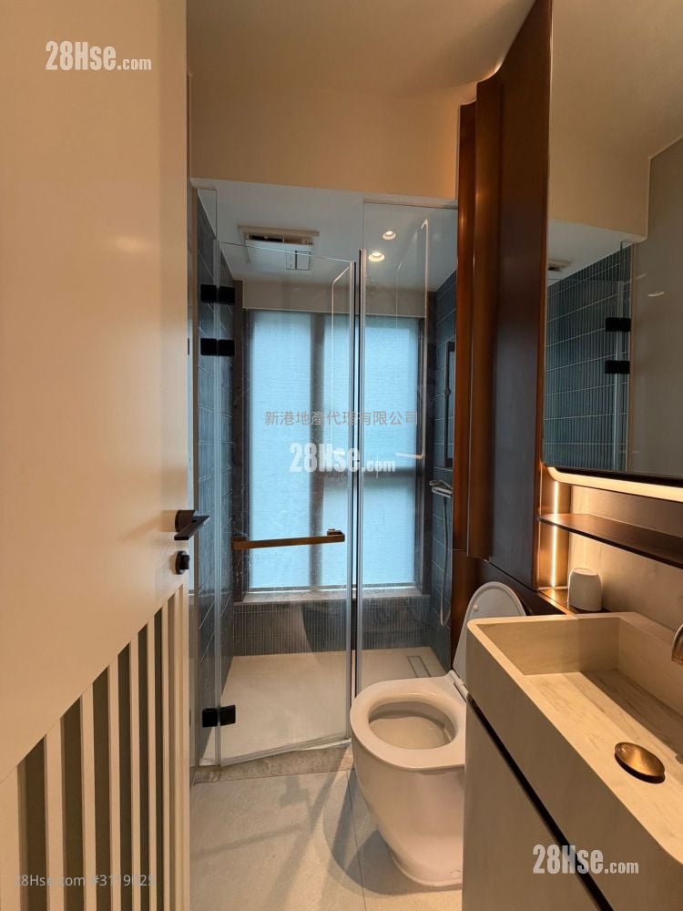 Baker Circle Euston Rental 2 Bedrooms , 1 Bathroom 378 ft²