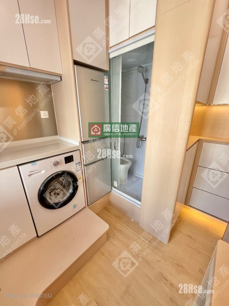 Jade Mansion Rental Studio , 1 Bathroom 180 ft²