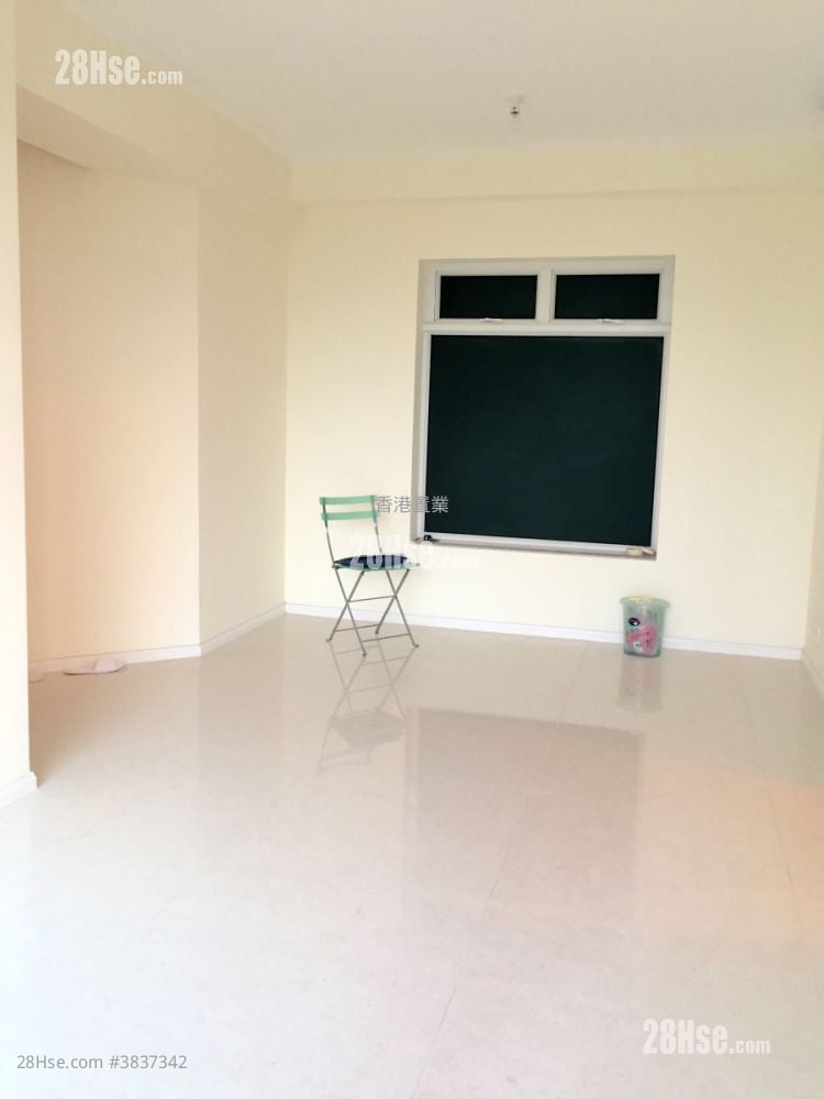 The Beaumount Rental 3 Bedrooms , 2 Bathrooms 693 ft²