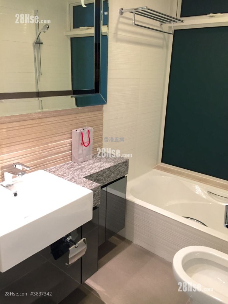 The Beaumount Rental 3 Bedrooms , 2 Bathrooms 693 ft²