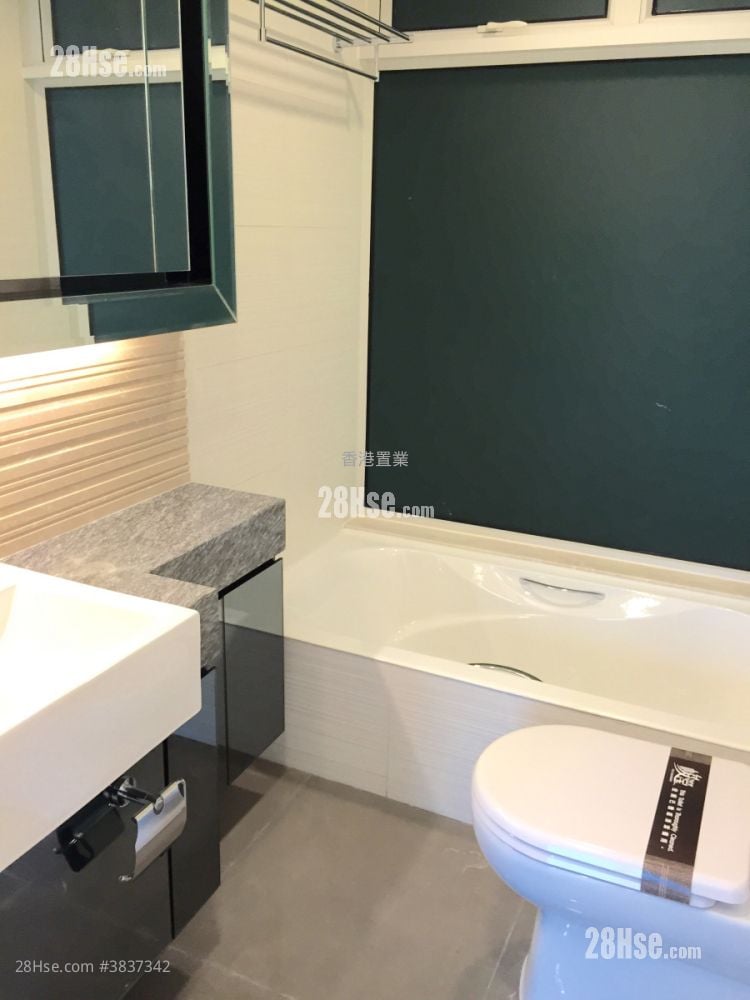The Beaumount Rental 3 Bedrooms , 2 Bathrooms 693 ft²