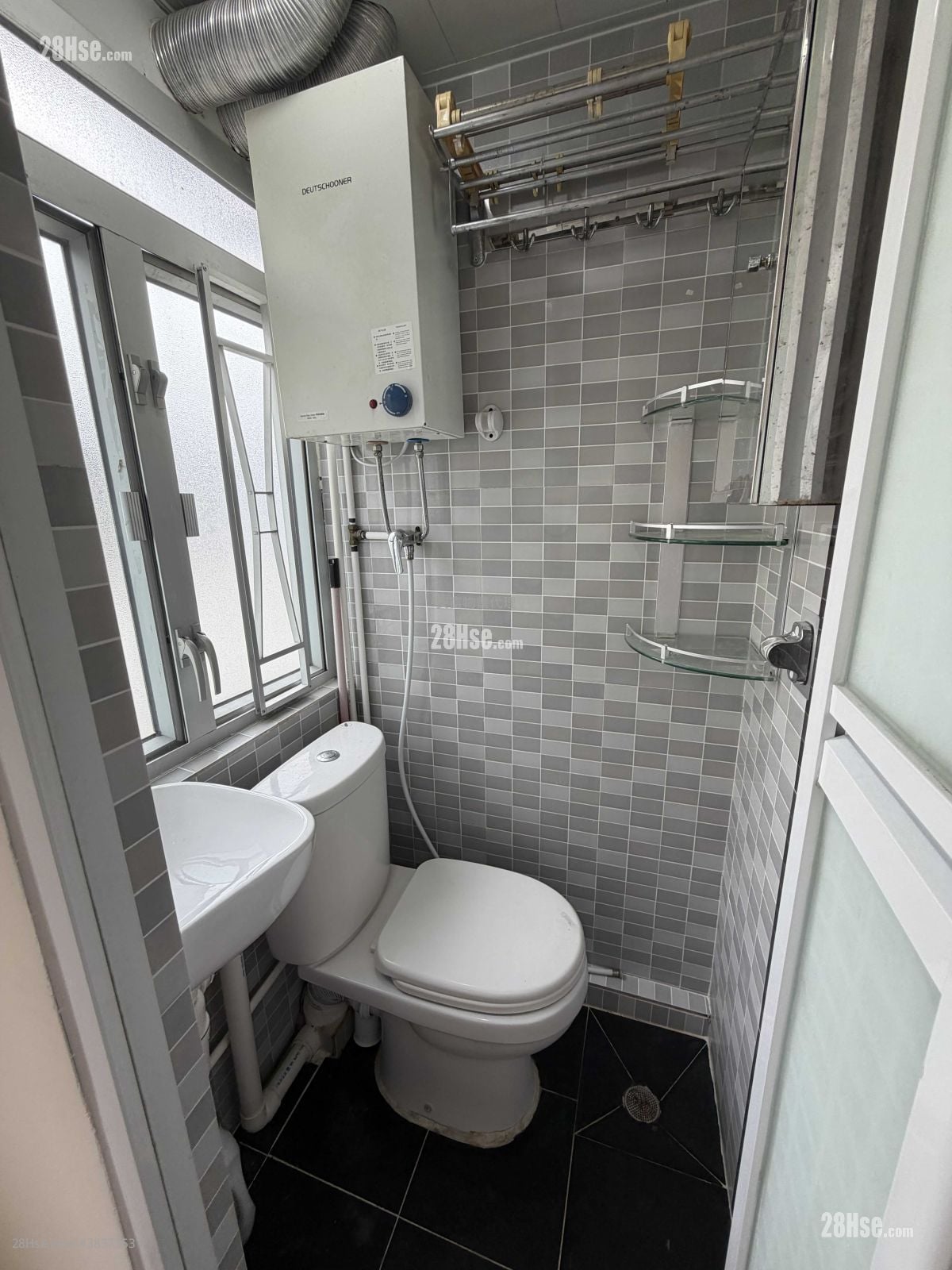Wing Cheung Building Rental 100 ft²