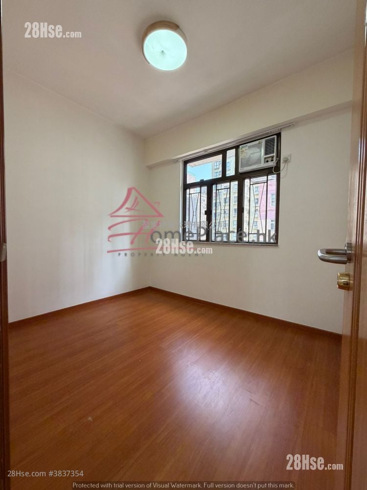 Wealth Building Sell 2 Bedrooms , 1 Bathroom 433 ft²