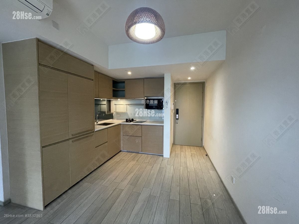 The Wings Rental 2 Bedrooms , 1 Bathroom 511 ft²