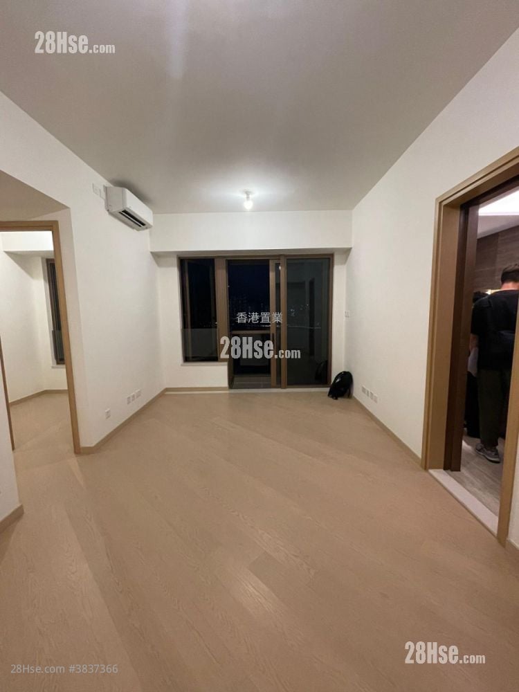 Lp10 Rental 3 Bedrooms , 2 Bathrooms 790 ft²