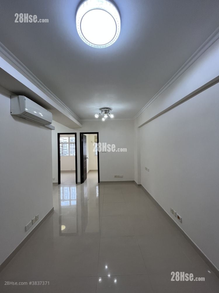 Honour Building Rental 2 Bedrooms , 1 Bathroom 460 ft²