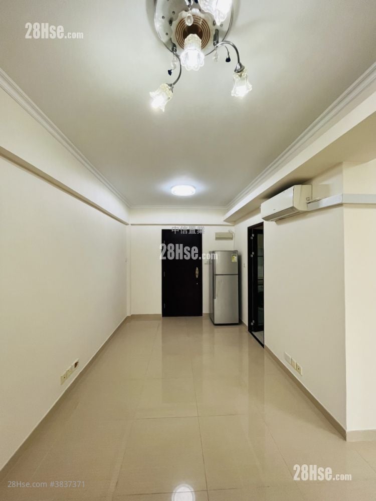 Honour Building Rental 2 Bedrooms , 1 Bathroom 460 ft²