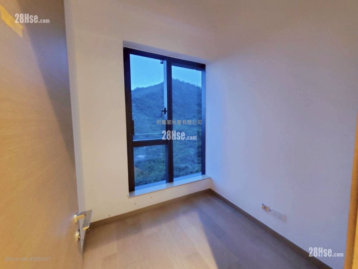 The Grand Marine Rental 2 Bedrooms , 1 Bathroom 432 ft²