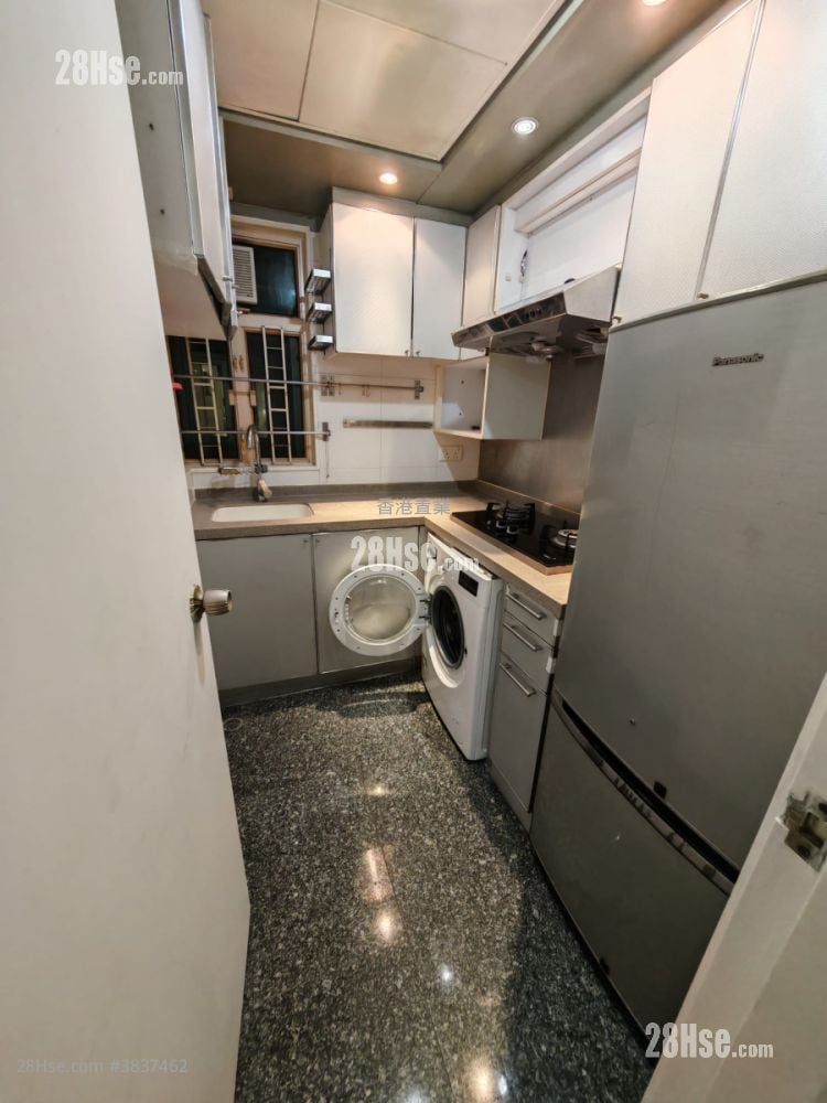La Cite Noble Rental 2 Bedrooms , 1 Bathroom 436 ft²