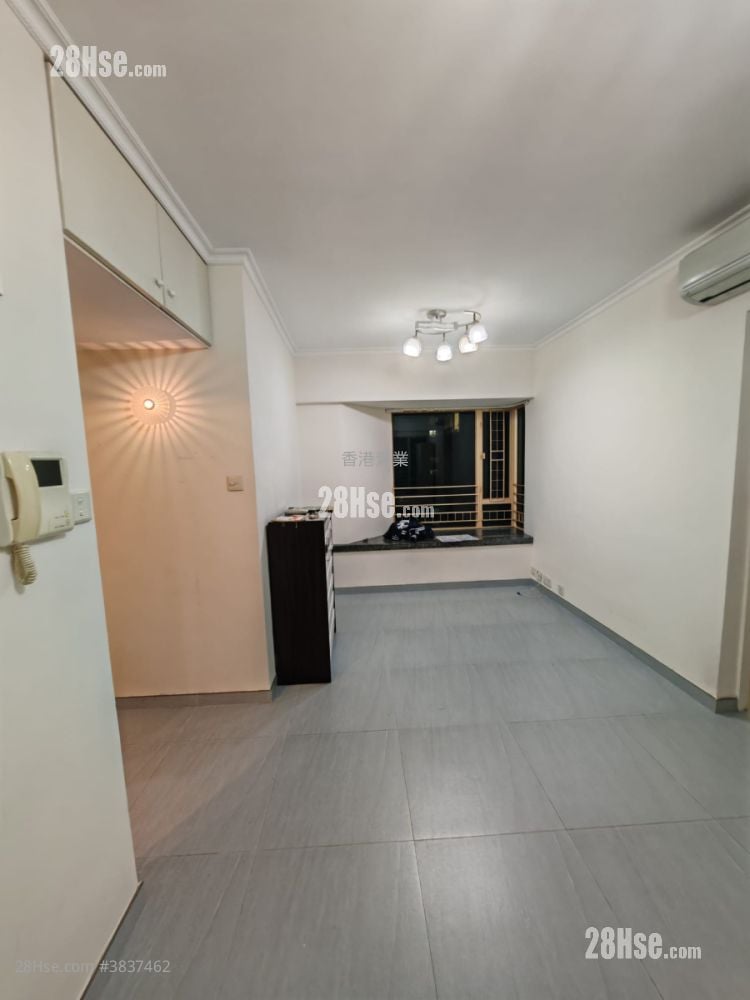 La Cite Noble Rental 2 Bedrooms , 1 Bathroom 436 ft²