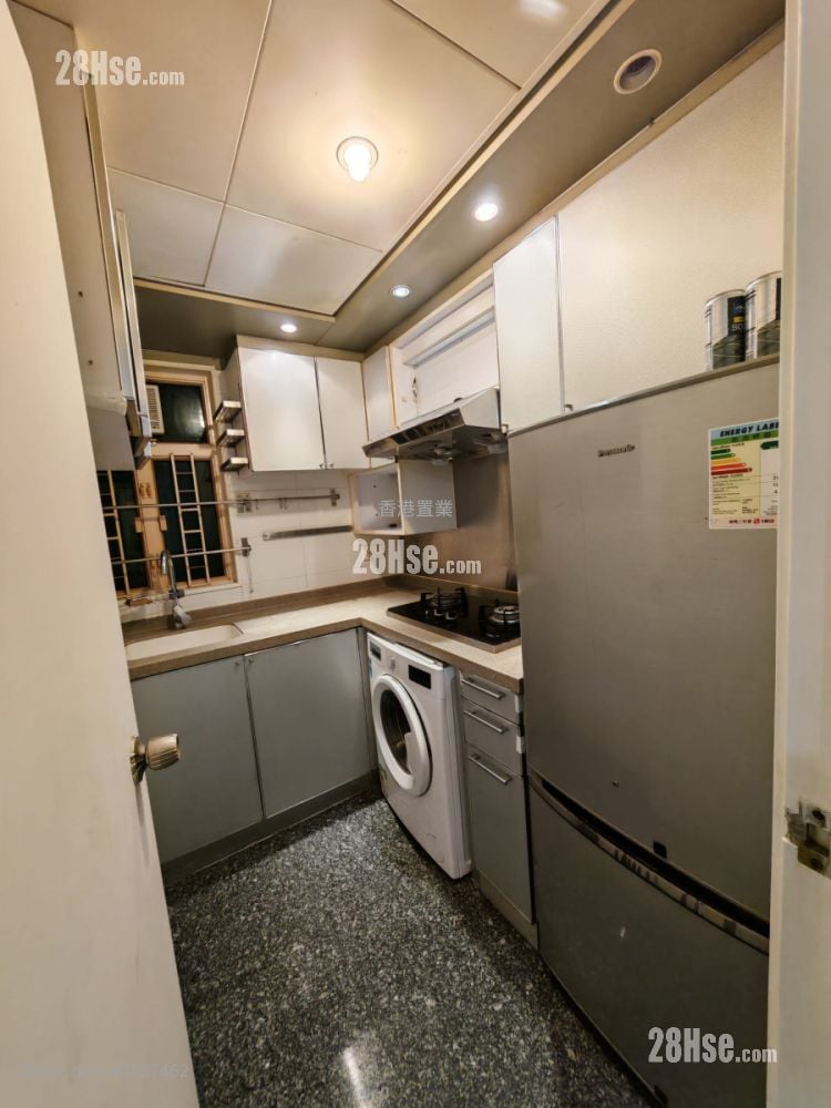La Cite Noble Rental 2 Bedrooms , 1 Bathroom 436 ft²