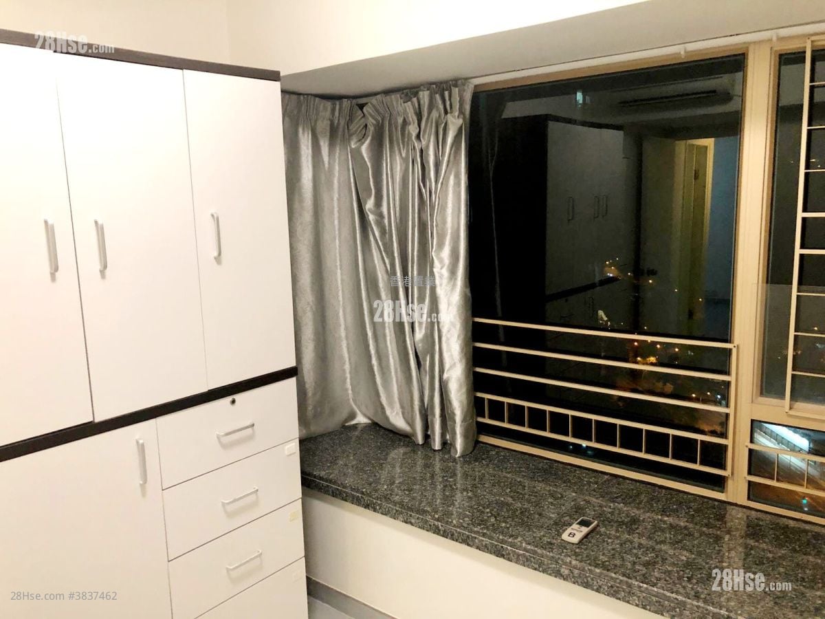 La Cite Noble Rental 2 Bedrooms , 1 Bathroom 436 ft²