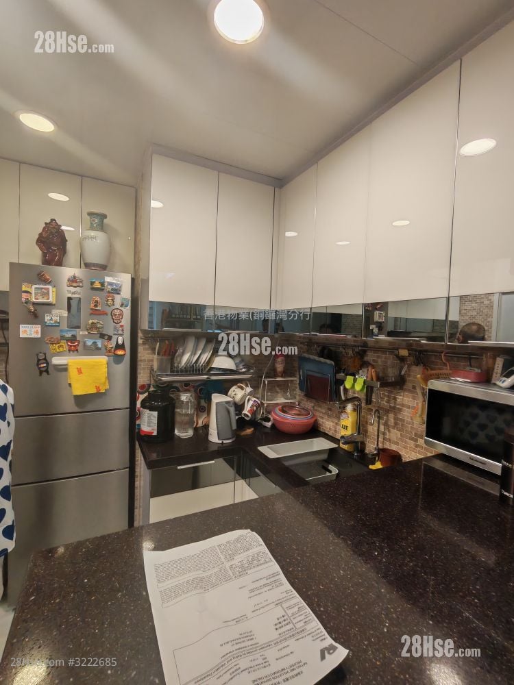 Paterson Building Sell 3 Bedrooms , 2 Bathrooms 688 ft²