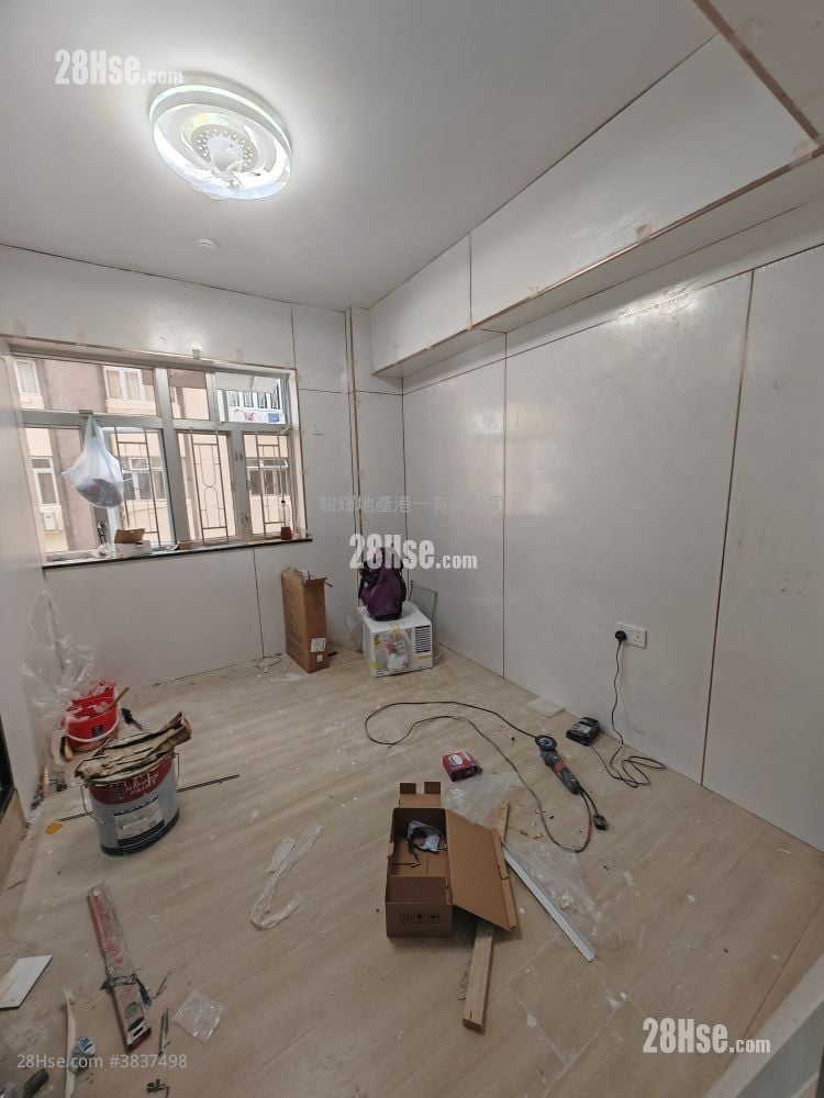 Continental Mansion Rental Studio , 1 Bathroom 160 ft²