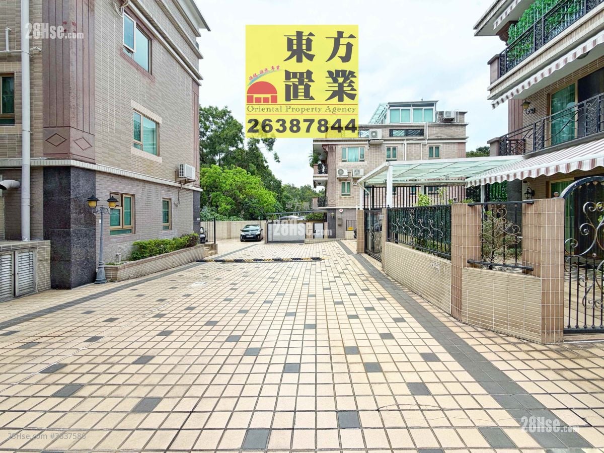 村屋 售盘 5+ 房 , 3 浴室 1,400 平方尺