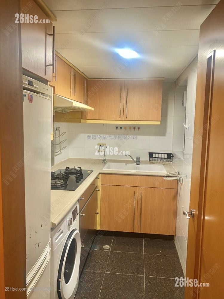 Park Central Rental 3 Bedrooms , 2 Bathrooms 684 ft²