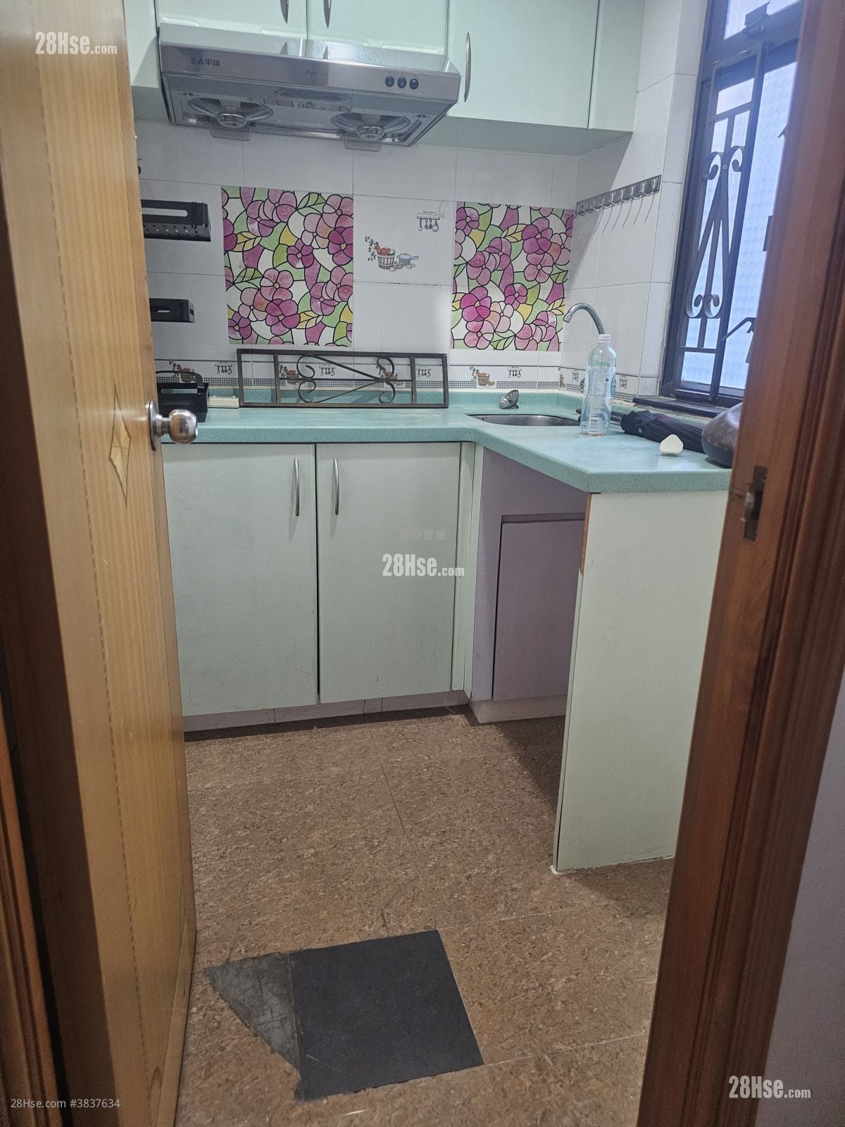 Honour Building Rental 2 Bedrooms , 1 Bathroom