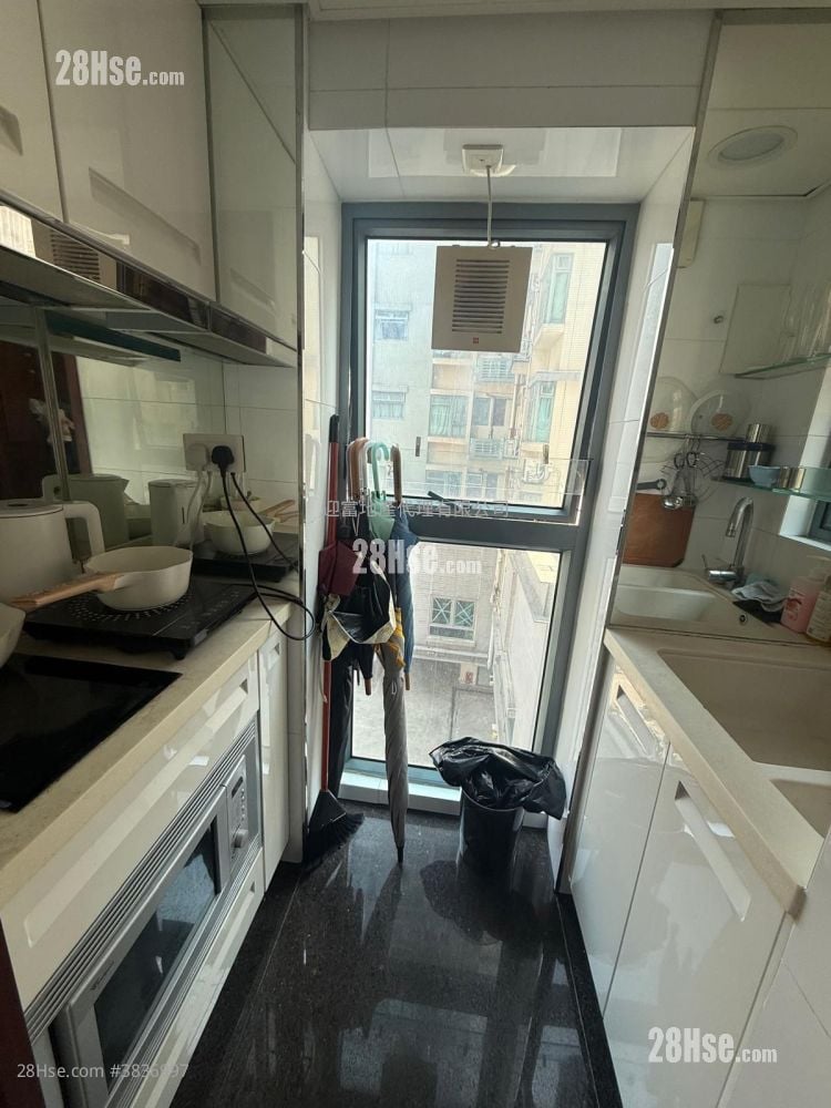 Baker Residences Sell Studio , 1 Bathroom 245 ft²