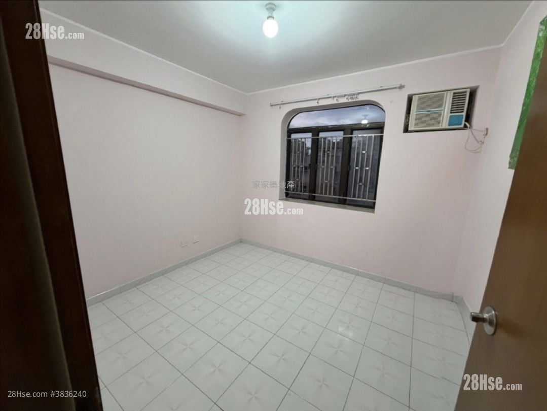 Village Rental 2 Bedrooms , 1 Bathroom 700 ft²