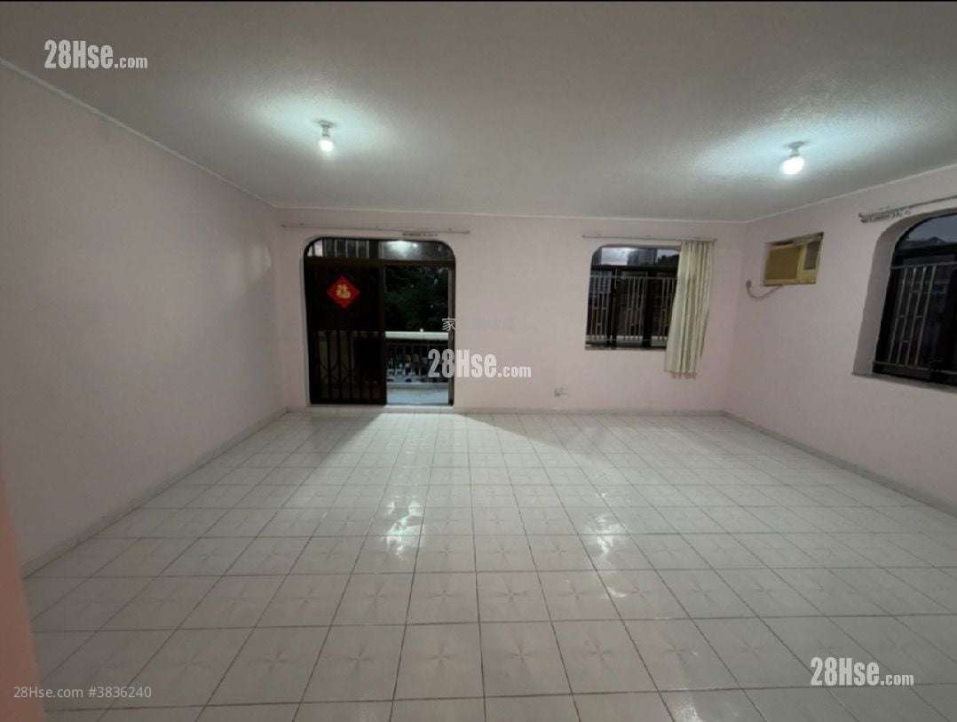 Village Rental 2 Bedrooms , 1 Bathroom 700 ft²