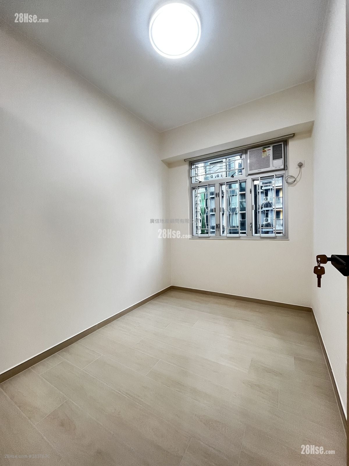 Imperial Court Rental 2 Bedrooms , 1 Bathroom 378 ft²