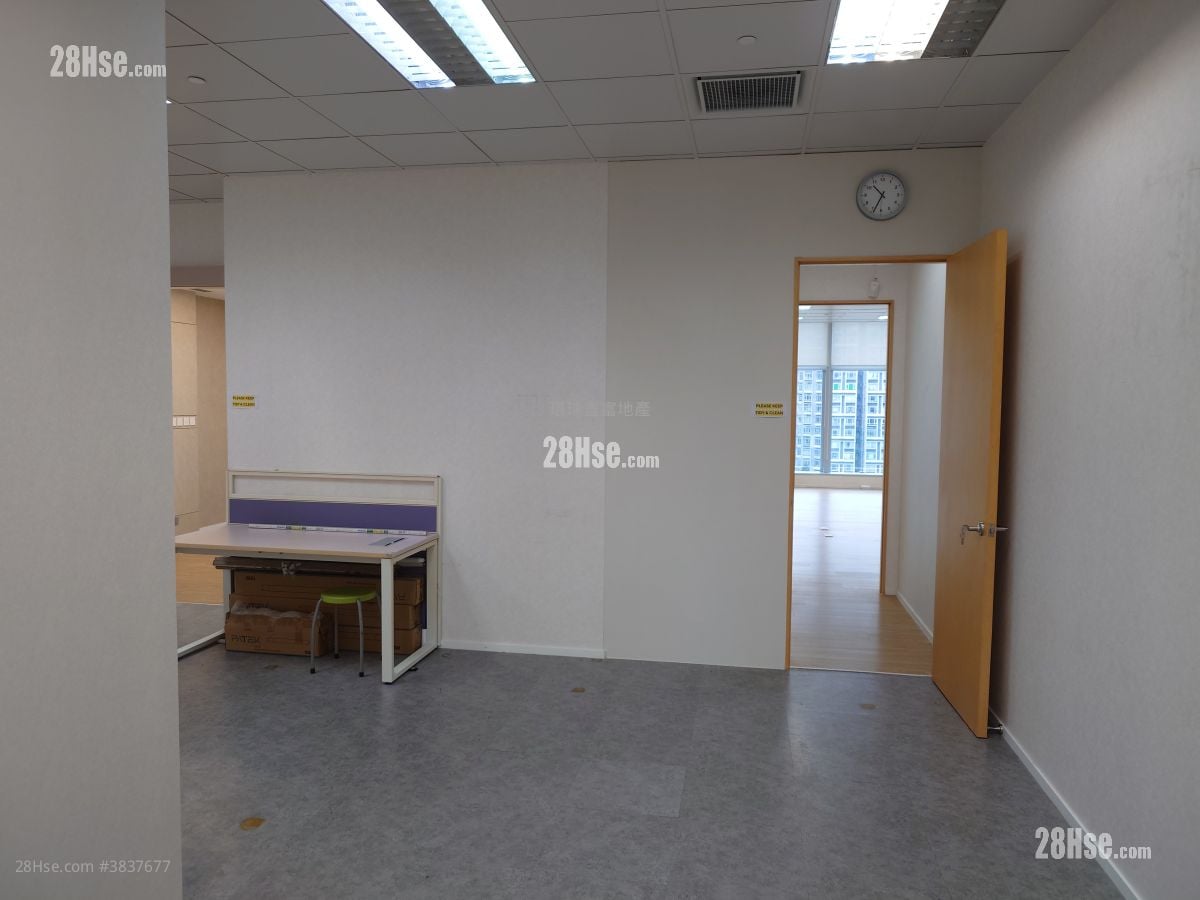 King Palace Plaza Rental 2,215 ft²
