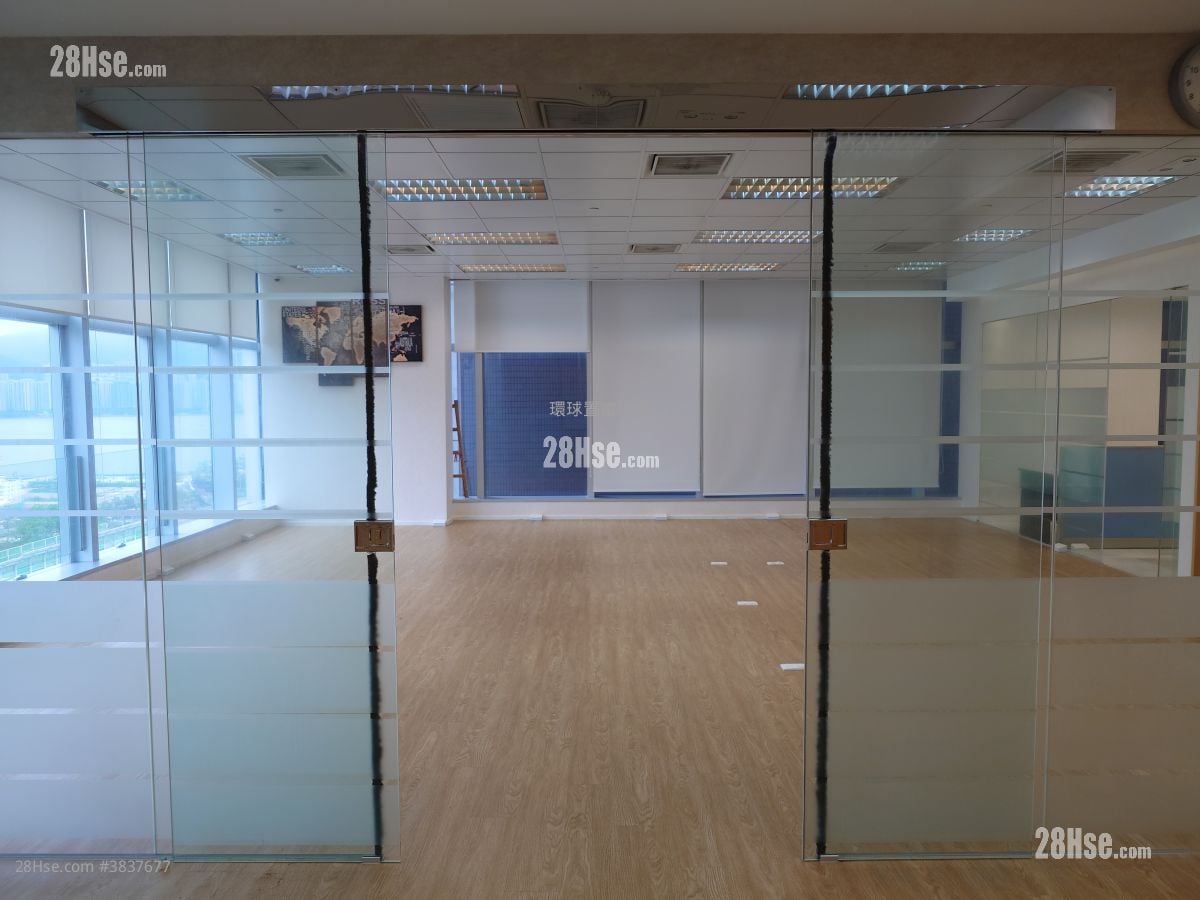 King Palace Plaza Rental 2,215 ft²