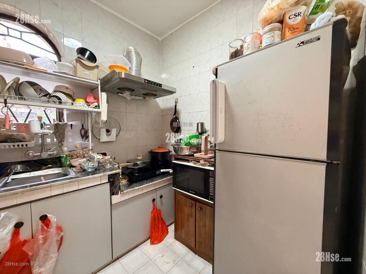 Village Sell 3 Bedrooms , 2 Bathrooms 700 ft²