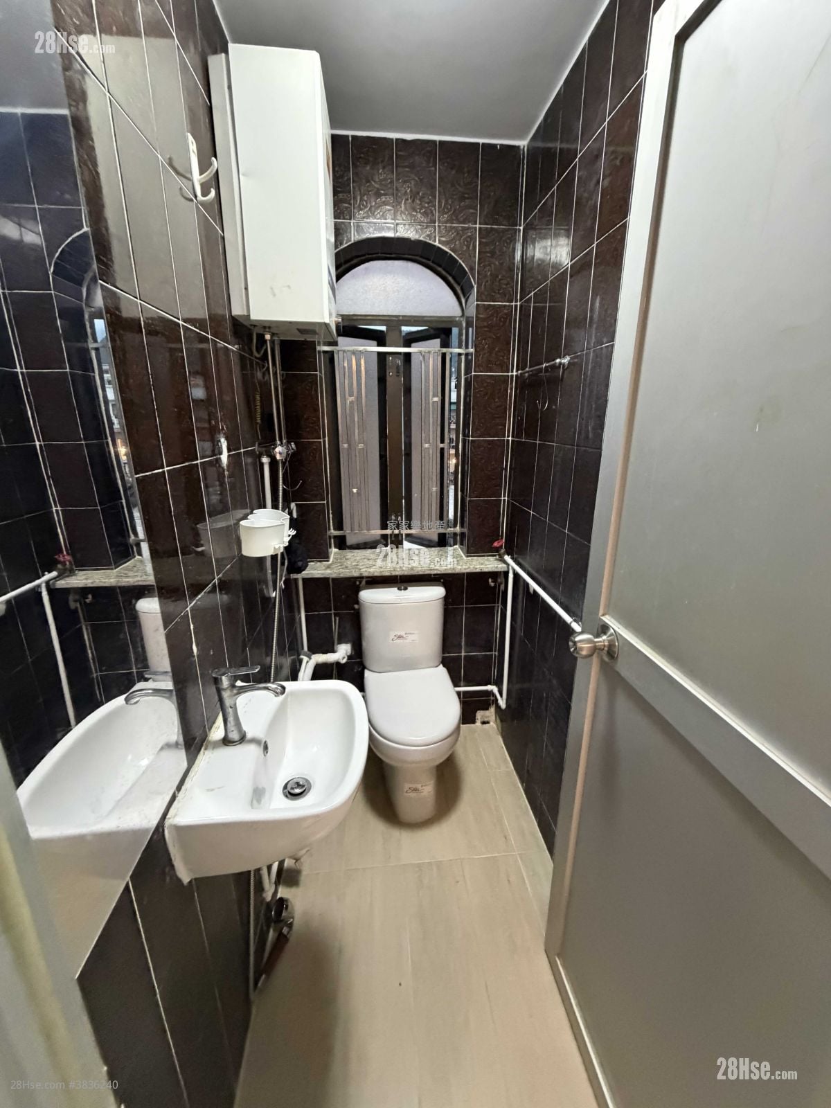 Village Rental 2 Bedrooms , 1 Bathroom 700 ft²