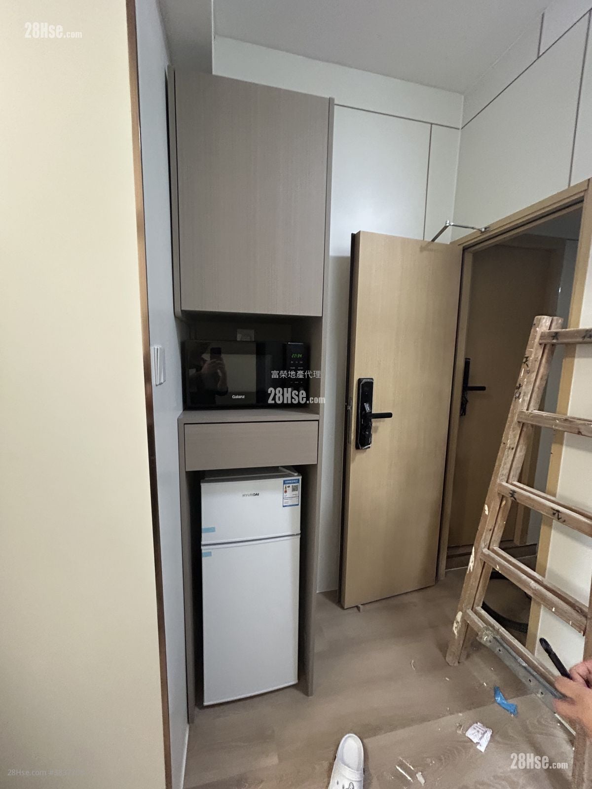 146 Sai Yeung Choi Street South Rental 1 Bathroom 150 ft²