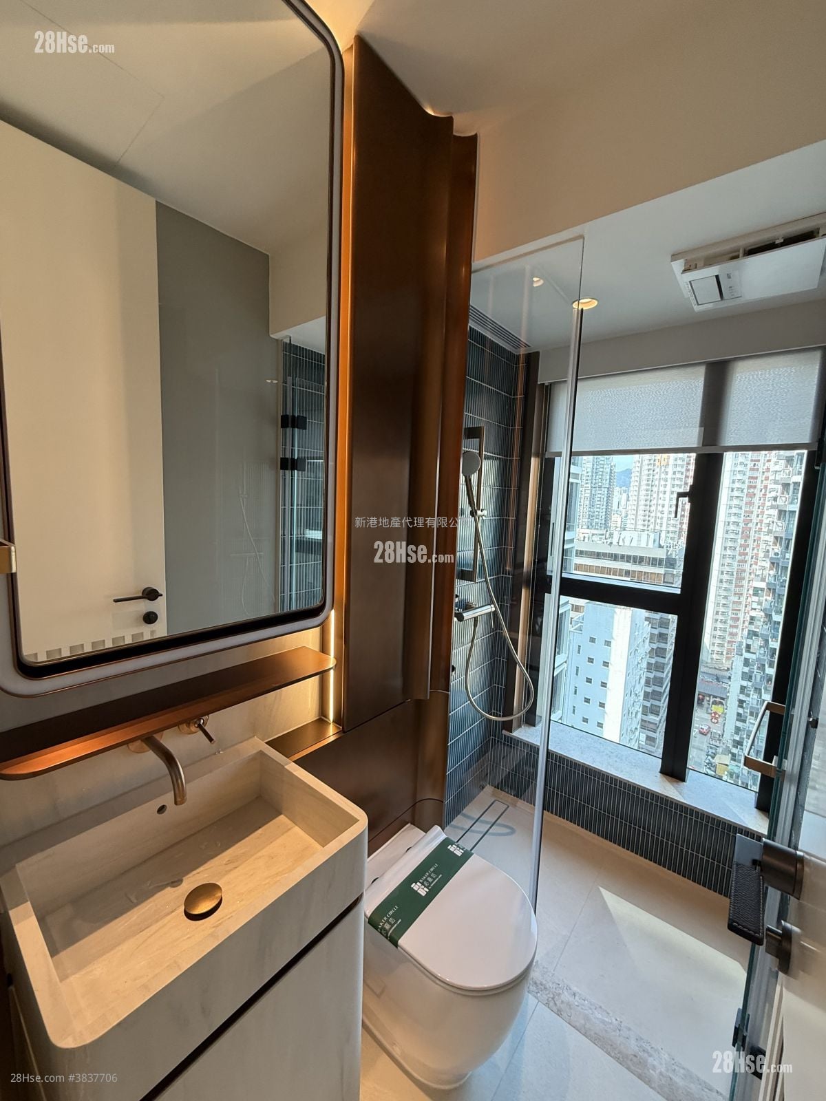 Baker Circle Euston Rental 2 Bedrooms , 1 Bathroom 374 ft²