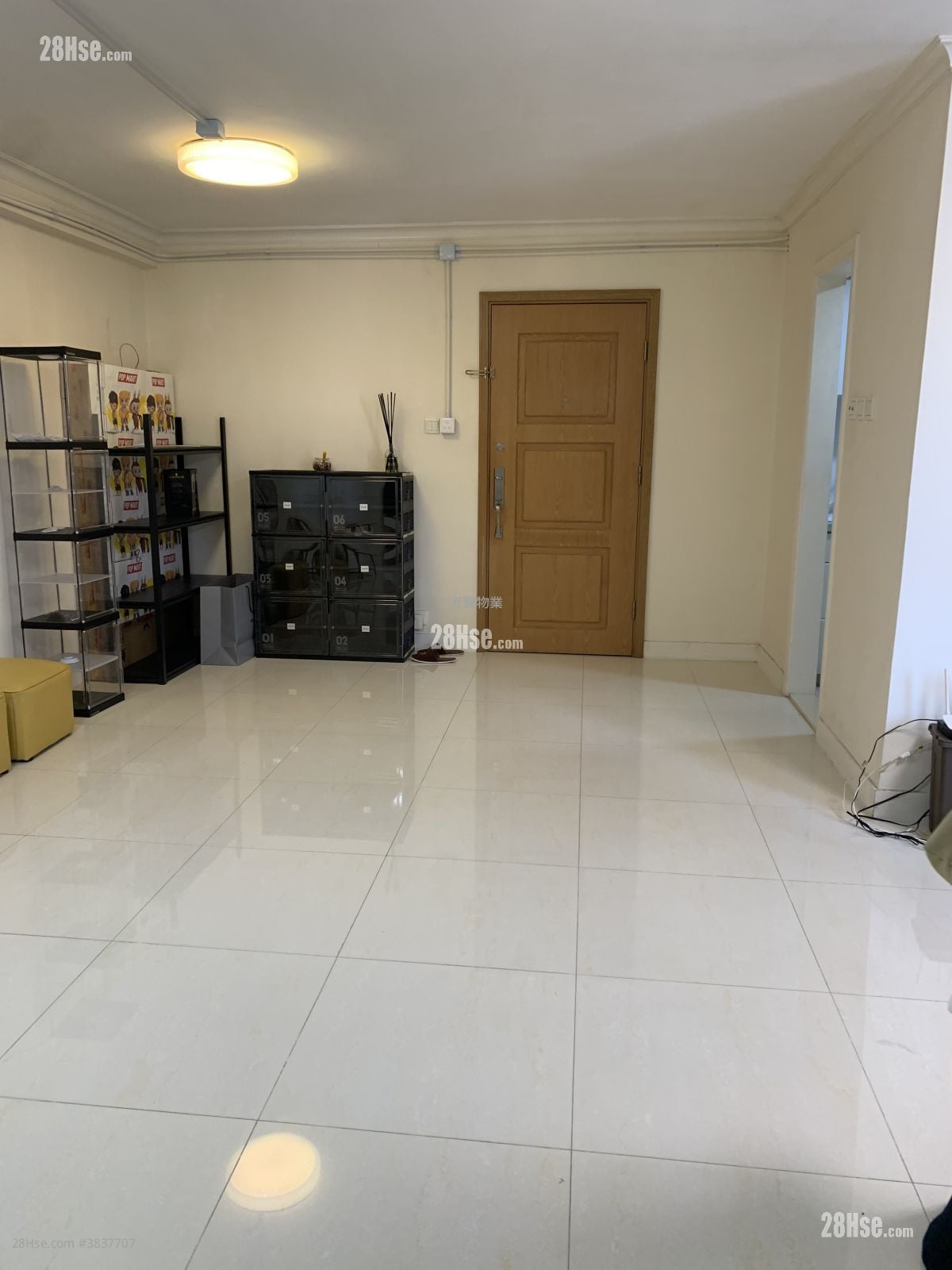 City Garden Rental 3 Bedrooms , 2 Bathrooms 807 ft²