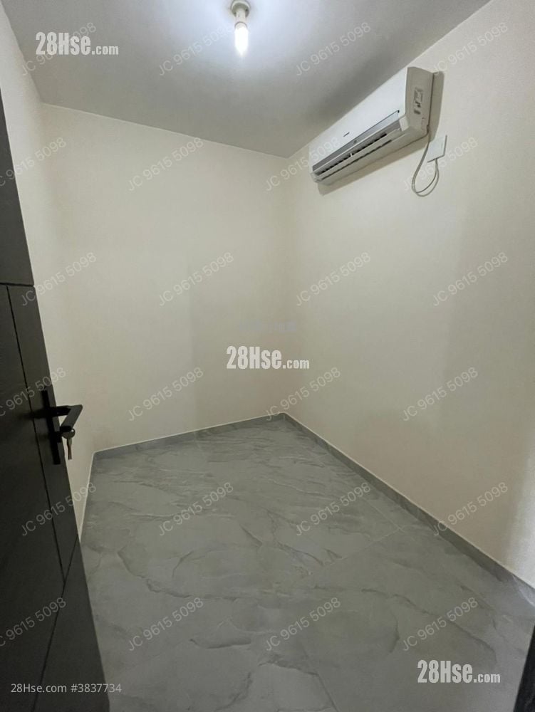 Village Rental 2 Bedrooms , 1 Bathroom 350 ft²