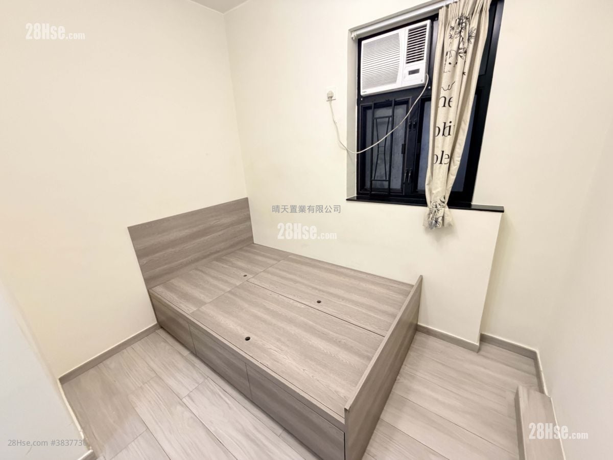 Man Ying Building Rental Studio , 1 Bathroom 130 ft²