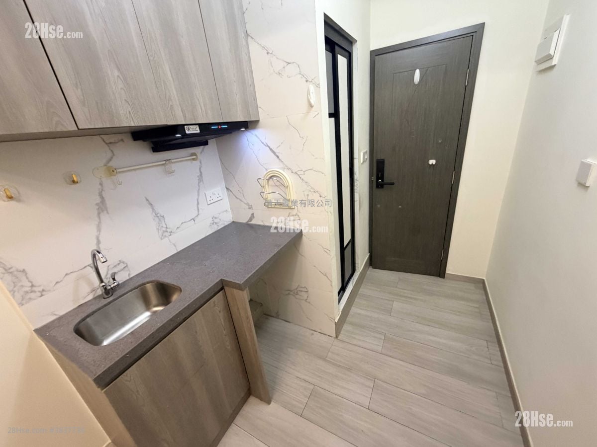 Man Ying Building Rental Studio , 1 Bathroom 130 ft²