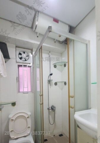 Shung Yan House Rental 3 Bedrooms 462 ft²