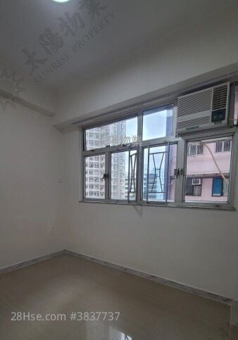 Shung Yan House Rental 3 Bedrooms 462 ft²