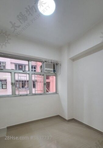 Shung Yan House Rental 3 Bedrooms 462 ft²