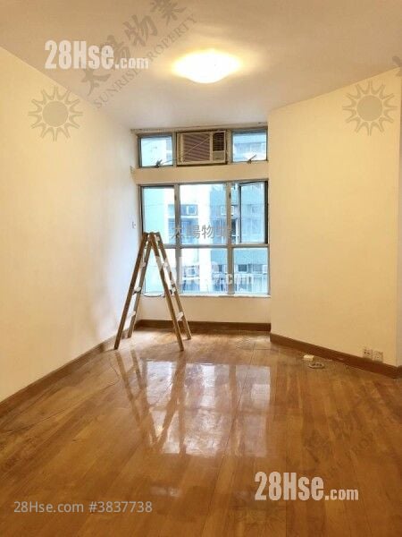 Whampoa Garden Sell 2 Bedrooms 389 ft²