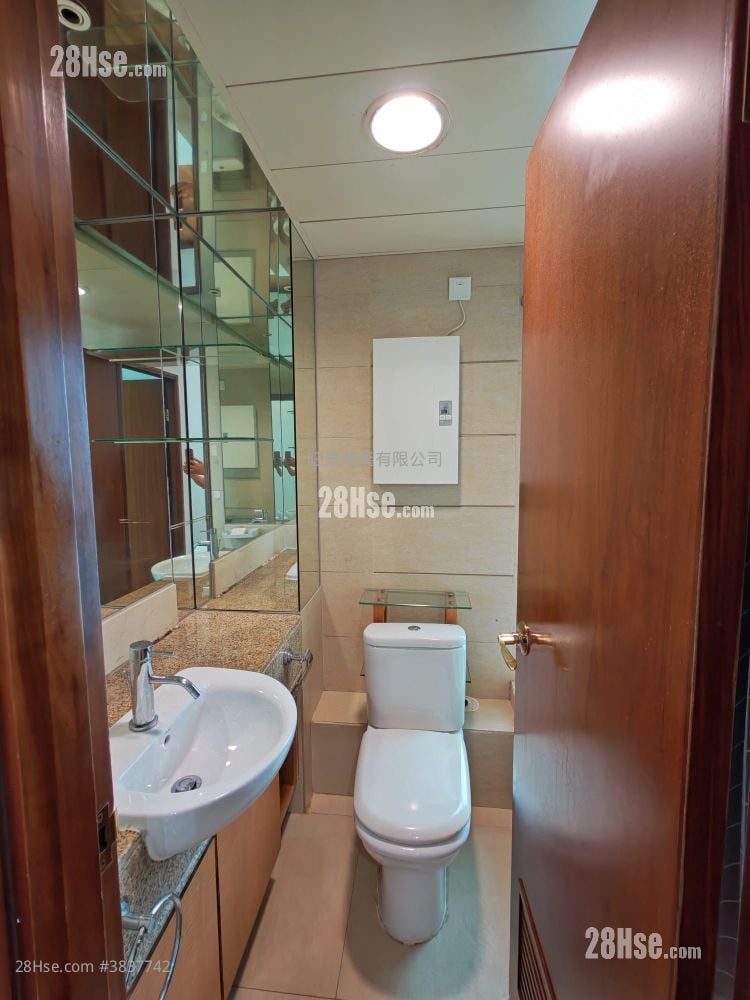 Grand Garden Rental 2 Bedrooms 475 ft²