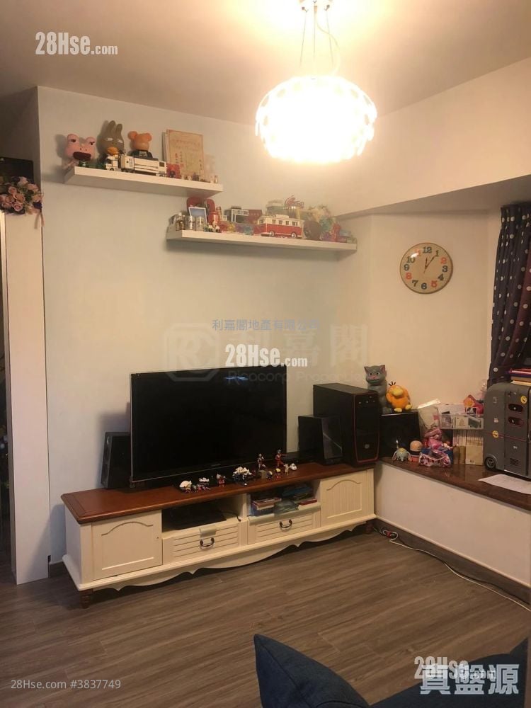 Maritime Bay Sell 2 Bedrooms 432 ft²