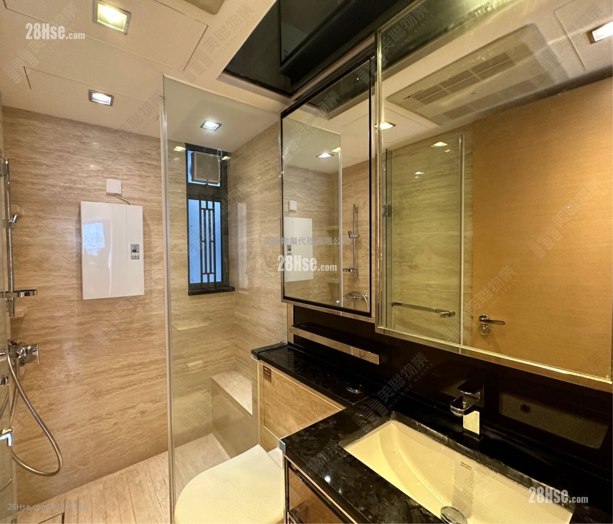 The Wings Sell 3 Bedrooms , 3 Bathrooms 837 ft²