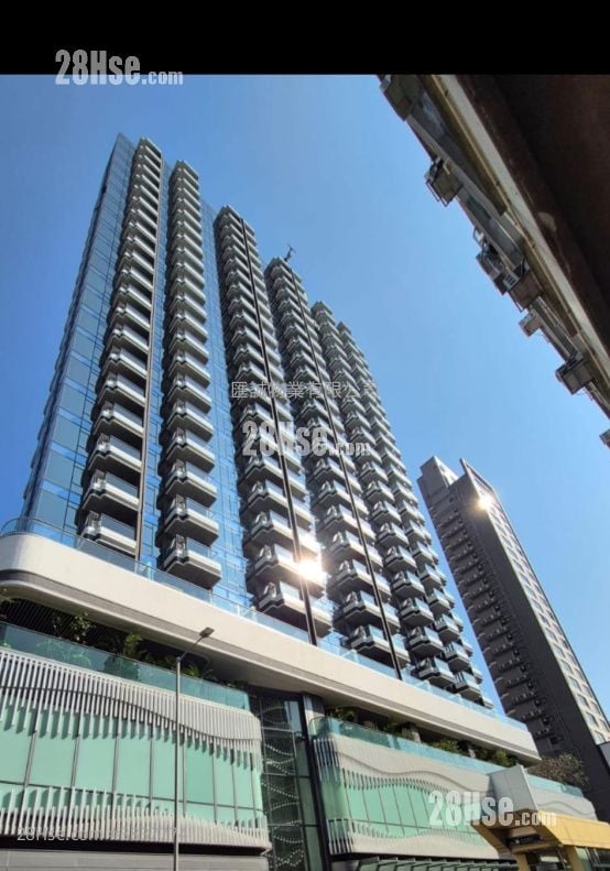 Eight Southpark Rental 2 Bedrooms , 1 Bathroom 351 ft²